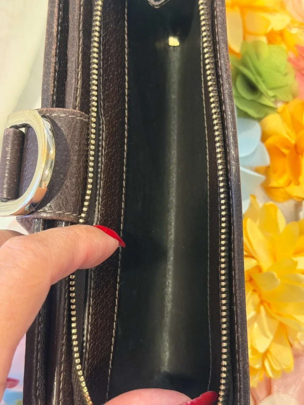 Gucci Beige and Brown Monogram Continental Wallet with Gold Hardware - Picture 12 of 16